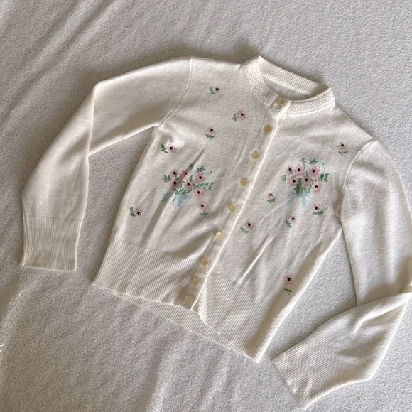 Vintage 1950s 1960s Vintage Cardigan with Pink Floral Design - Kids Child - Picture 2 of 10